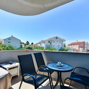 apartment-south.hotelinzadar.com/